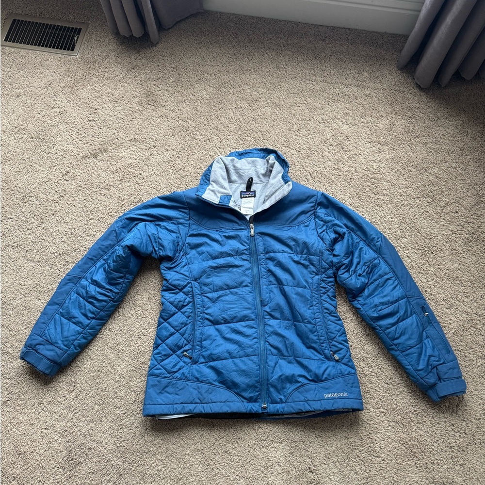 Patagonia woman’s puffer coat